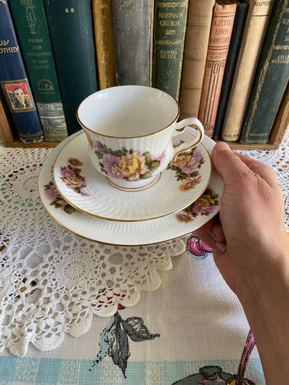 Vintage Hitkari Potteries Teacup Trio