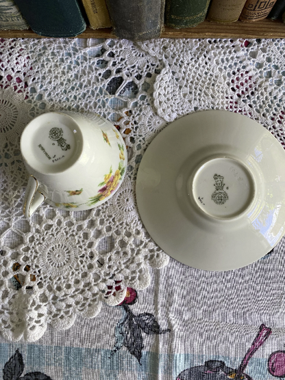 Royal Doulton 'Australian Golden Wattle' Teacup & Saucer